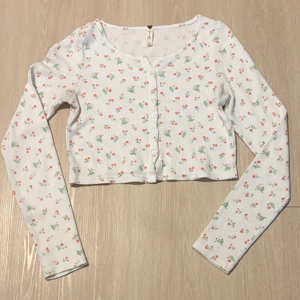 La Hearts White Floral Crop Top